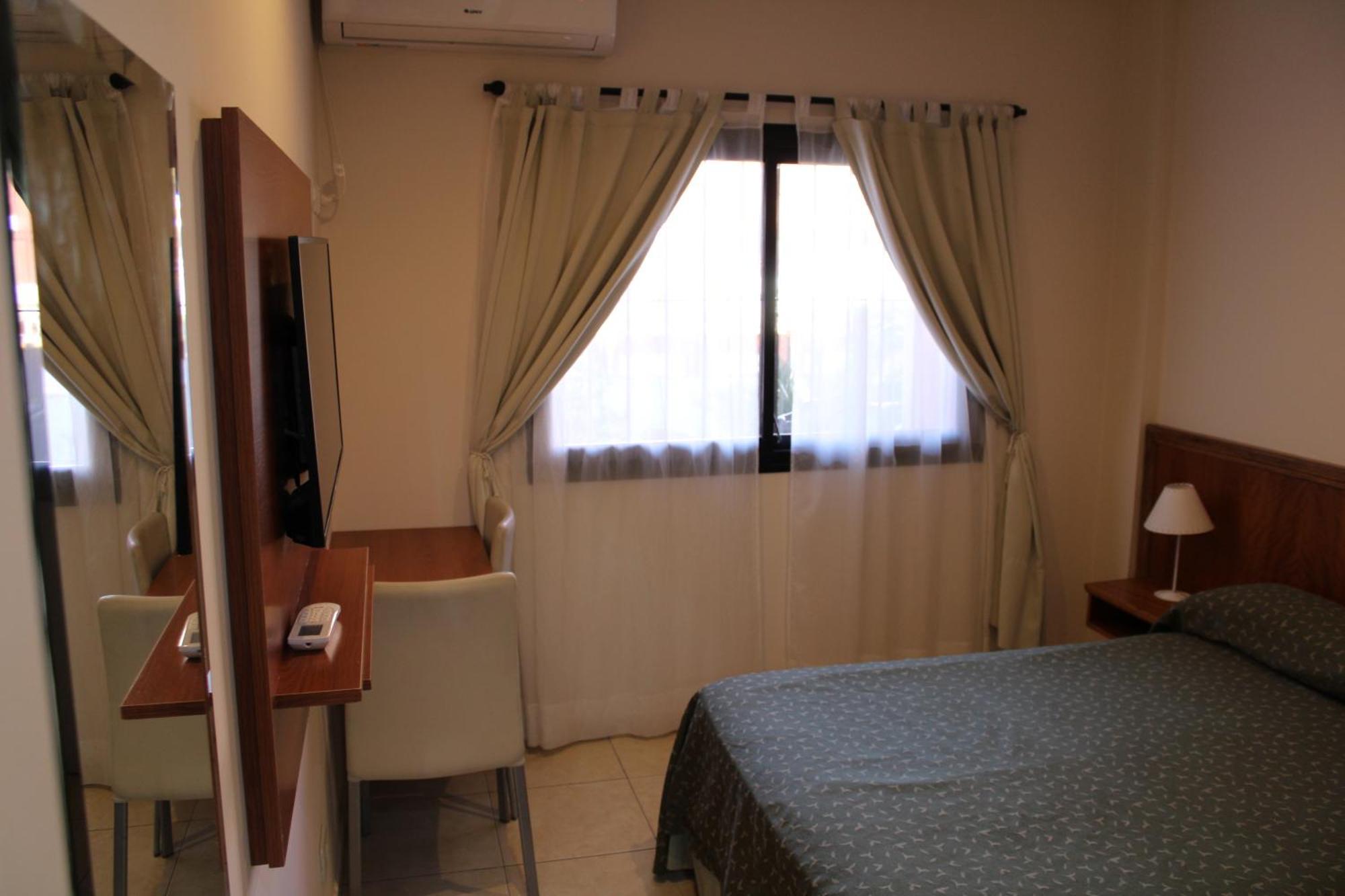 Hotel Bella Costa Ла Лусила дел Мар Екстериор снимка